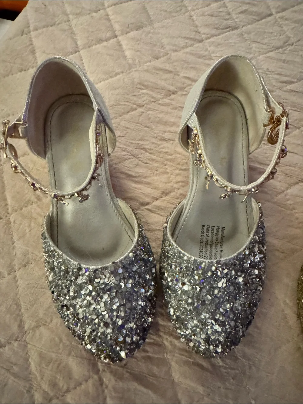Amazon sparkling glitter